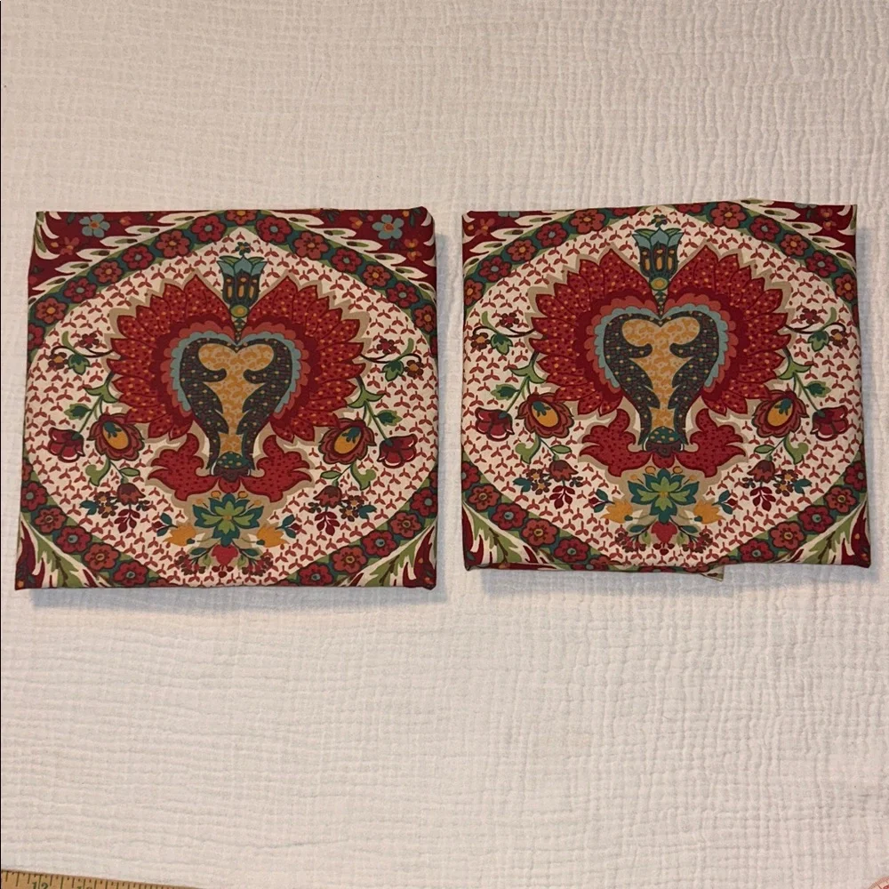 Set Of 2 Pottery Barn Darcy Red Paisley Standard Pillow Shams Cases 26